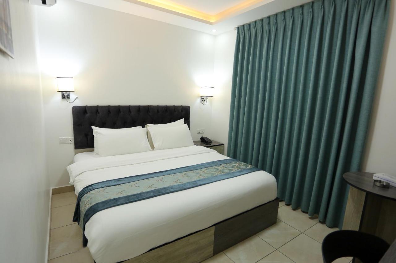 Down Town Hotel Aqaba Extérieur photo