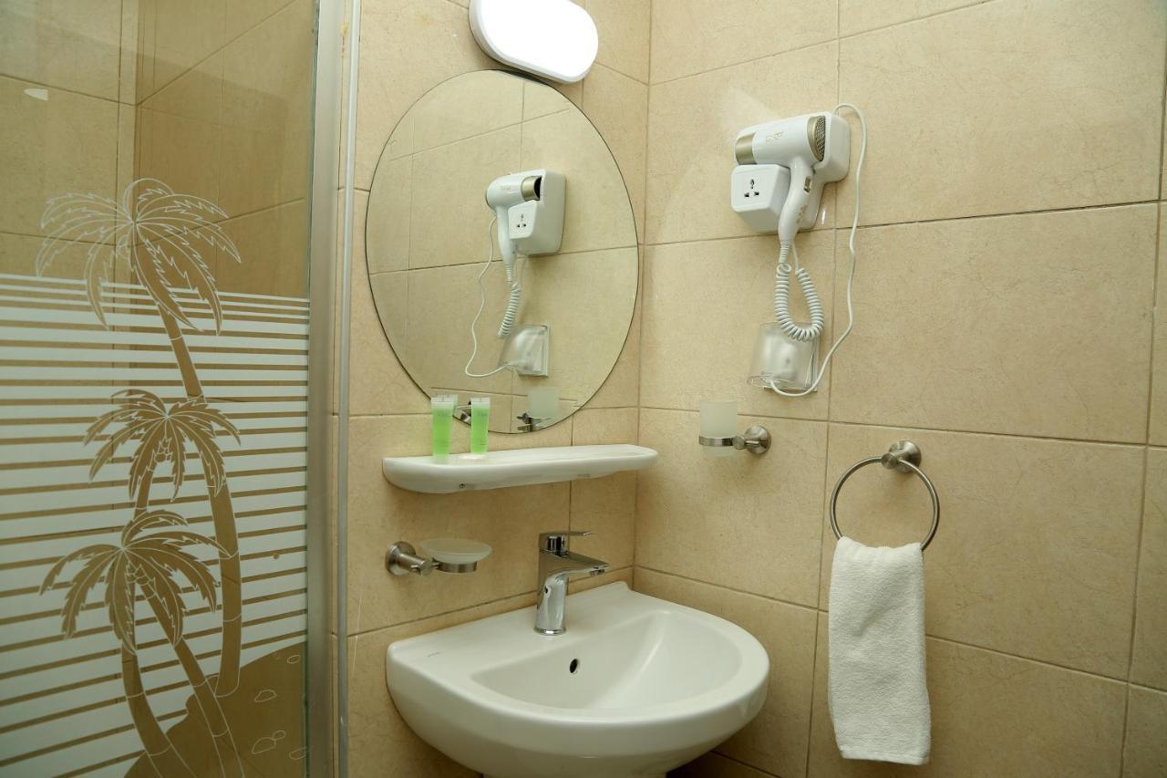 Down Town Hotel Aqaba Extérieur photo