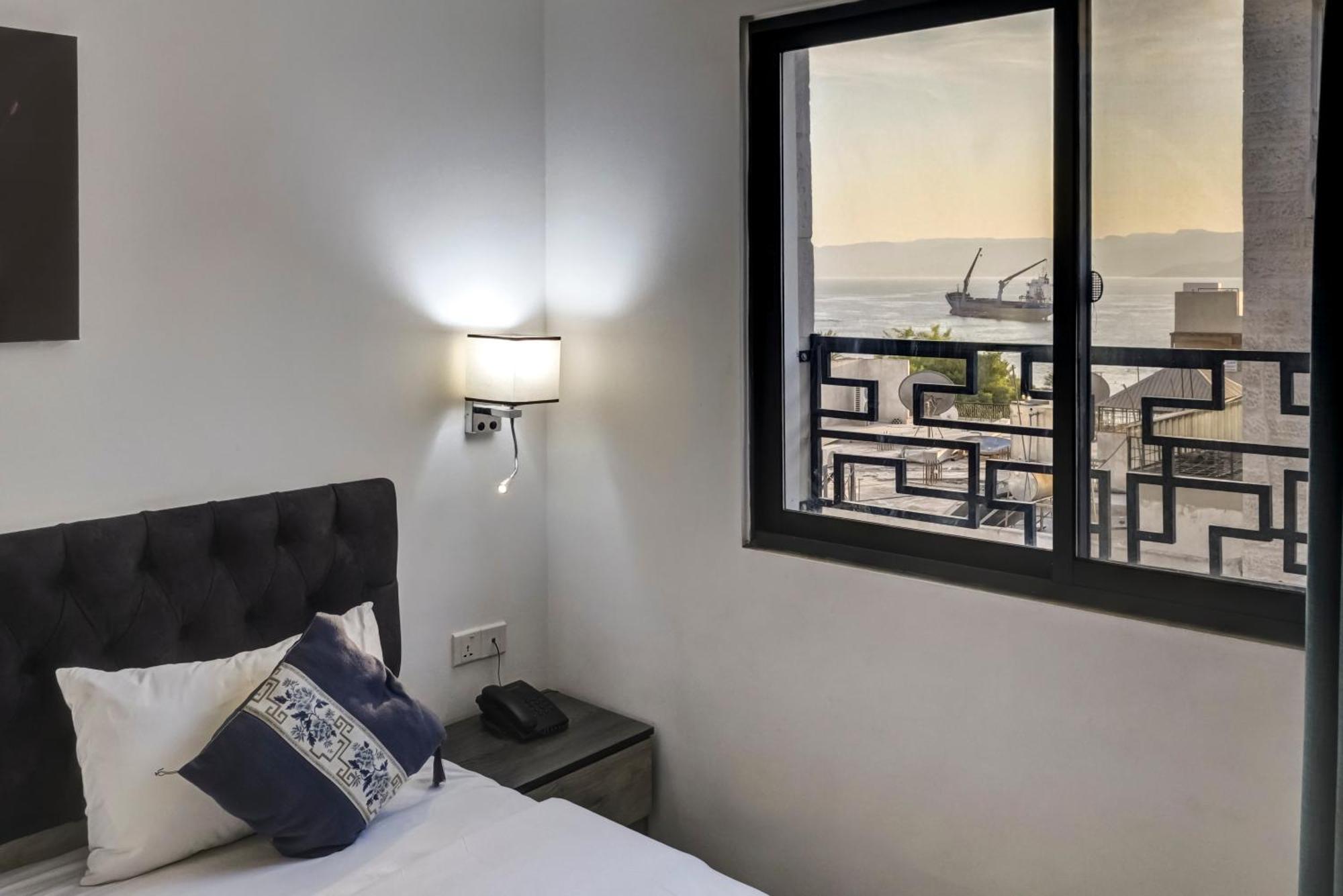 Down Town Hotel Aqaba Extérieur photo